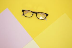 black framed eyeglasses